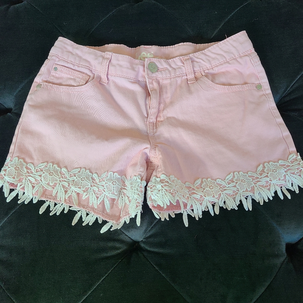 Girl's short size 16 Lee